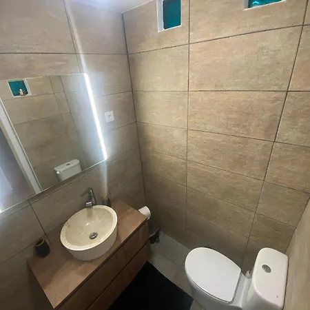 Casa Lovits - Cozy One-bedroom With Modern Comforts * Espinhal