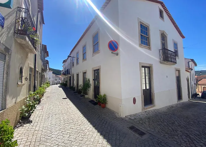 Casa Lovits - Cozy One-bedroom With Modern Comforts * Espinhal