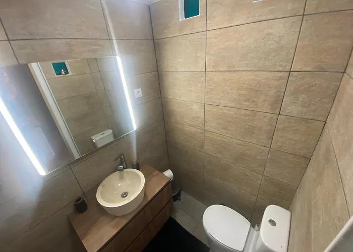 Casa Lovits - Cozy One-bedroom With Modern Comforts * Espinhal