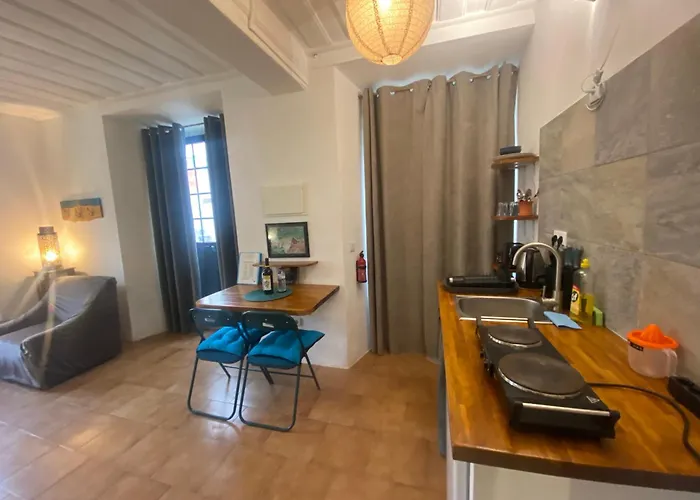 Casa Lovits - Cozy One-bedroom With Modern Comforts